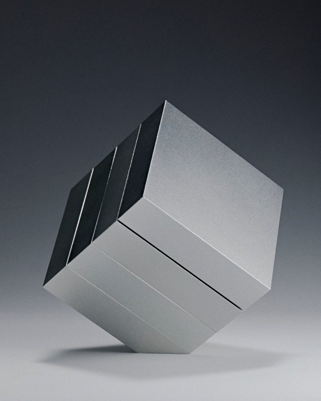 [G-002] Cube Grinder