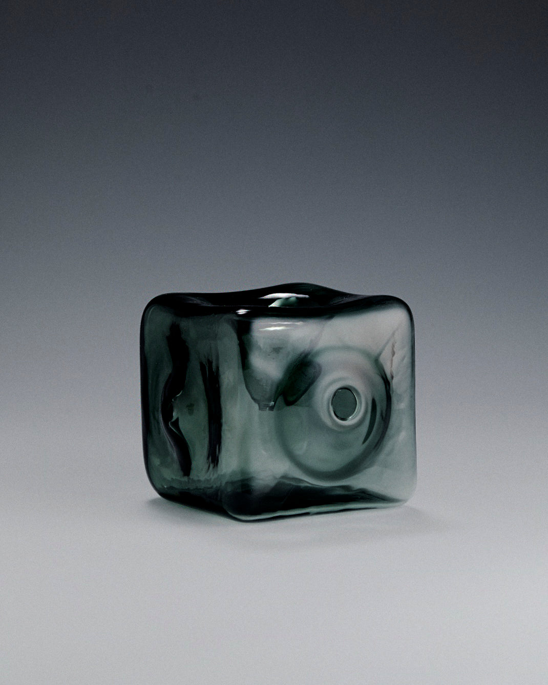 [P-010] Cube Pipe